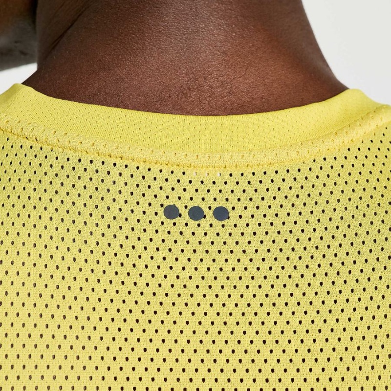 Yellow Saucony Elevate Sleeveless Men's Tank Top | Malaysia S76918-M64