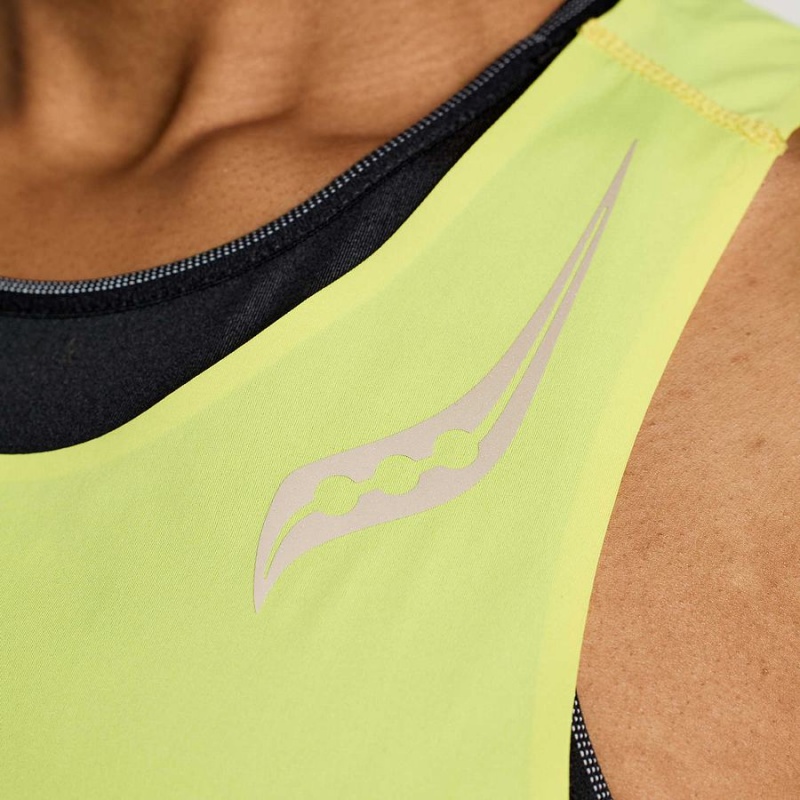 Yellow Saucony Pinnacle Tank Women's Tank Top | Malaysia S46719-S63